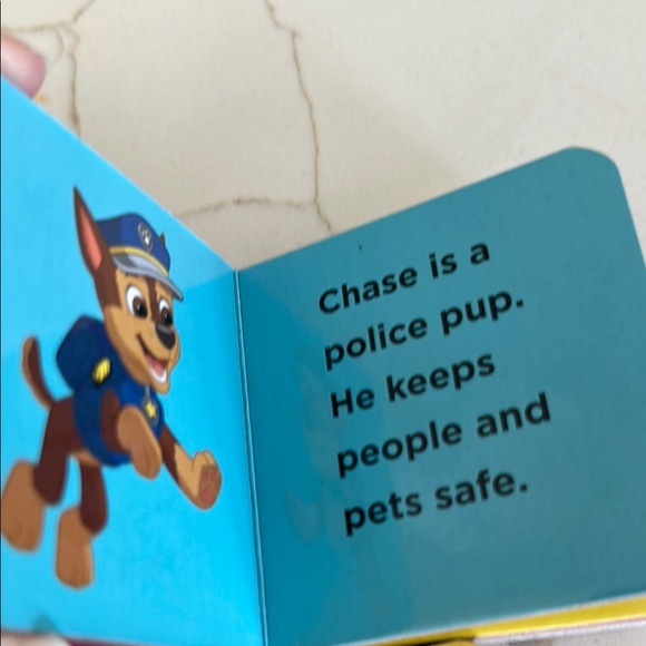 Nickelodeon PAW Patrol Kids Book Set - Pink, Purple, Red - Picture 6 of 13